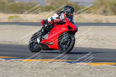 media/Feb-05-2023-SoCal Trackdays (Sun) [[b2340e6653]]/Turn 6 (2pm)/